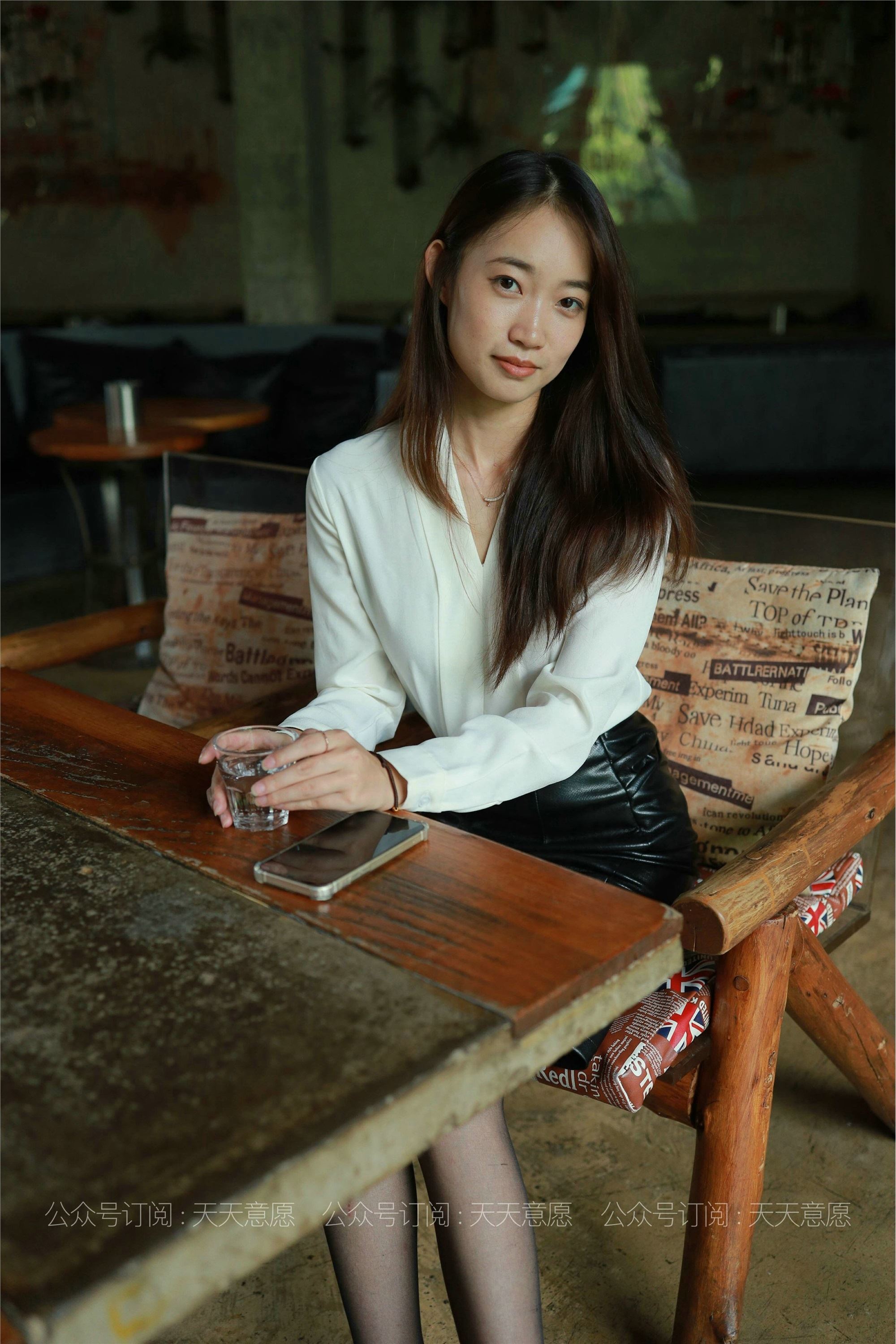 IESS异思趣向  2021.06.30 丝享家847：小高《OL黑玫瑰》